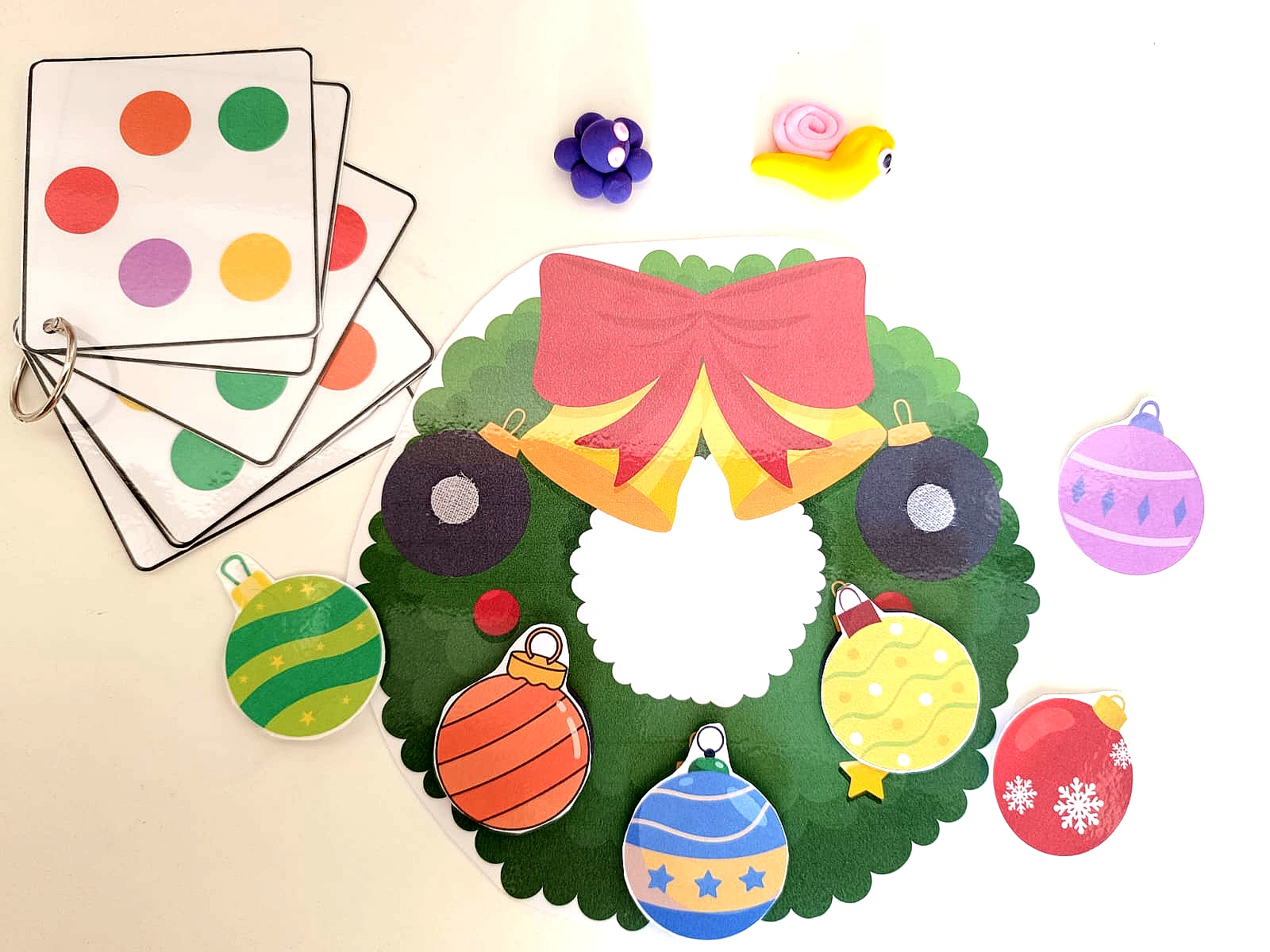 Xmas Ring Colour Sequencing Activity